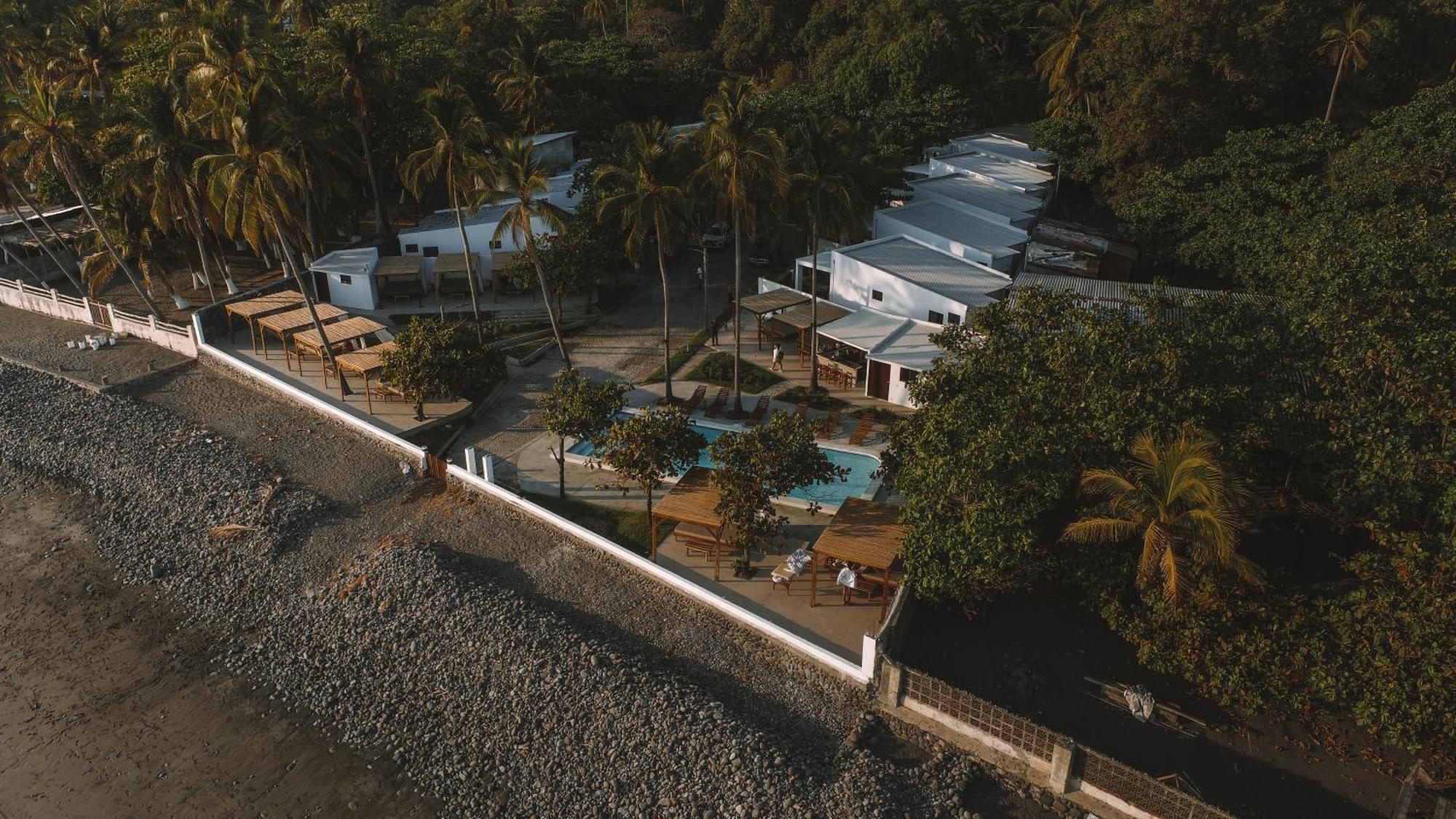Coco Surf Tropical Village Ла-Либертад Экстерьер фото